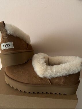 UGG Chestnut Brown Shearling-Lined Slip-On Platform Nita Slipper. Size:10